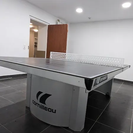 빌라 50 Personnes Avec Piscine Et Terrain De Tennis Et Basket