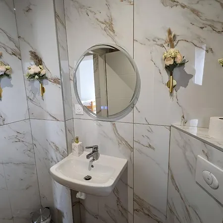 Domain La Rosiere Jusqu'a 50 Personnes Piscine Tennis Et Basket Willa *