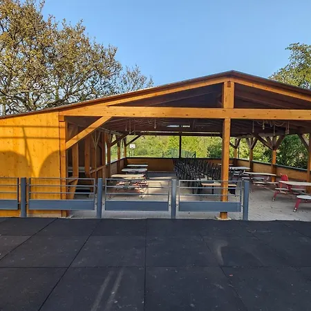 50 Personnes Avec Piscine Et Terrain De Tennis Et Basket 빌라 Diemeringen