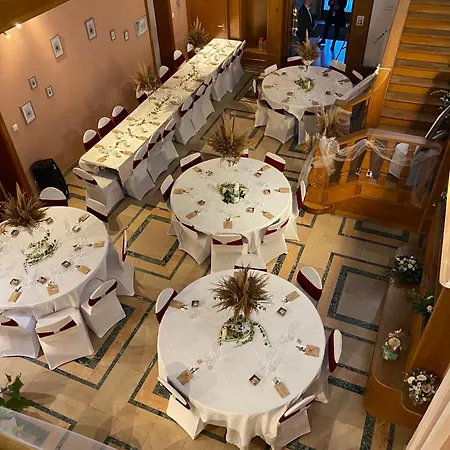 Domain La Rosiere Jusqu'a 50 Personnes Piscine Tennis Et Basket Willa *