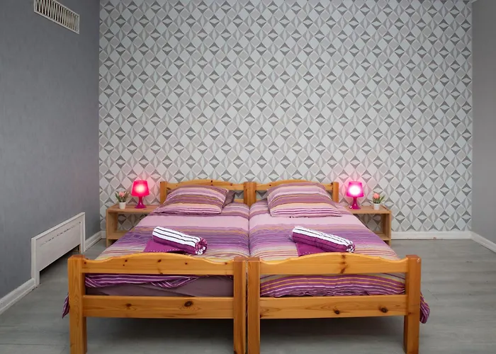 Domain La Rosiere Jusqu'a 50 Personnes Piscine Tennis Et Basket Villa